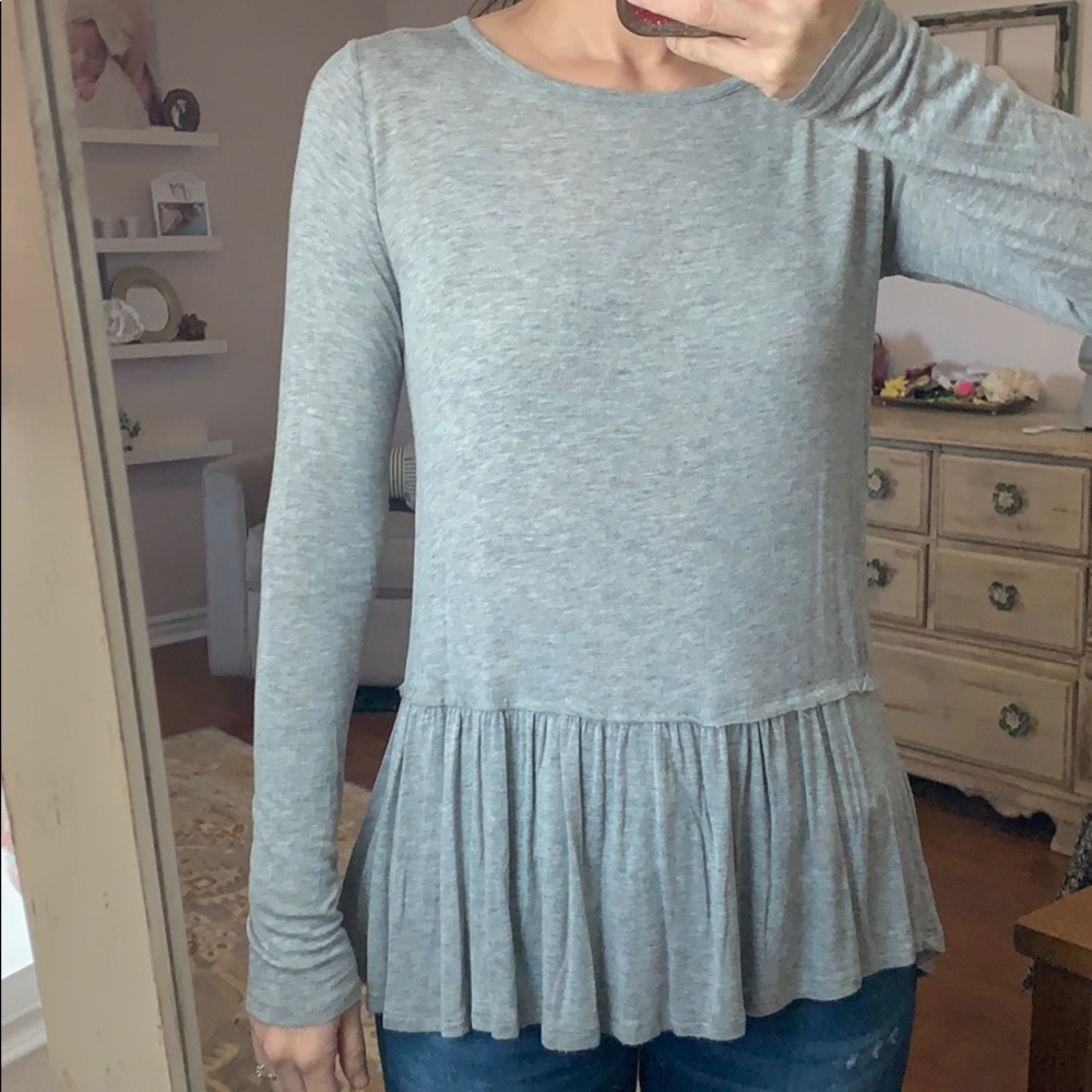 Super soft grey crochet back top